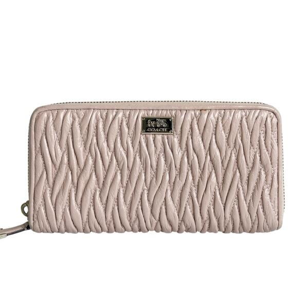 Coach Maddison Quilted Women's Wallet - Picture 1 of 6